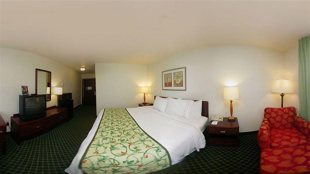 Fairfield Inn Vacaville Bagian luar foto