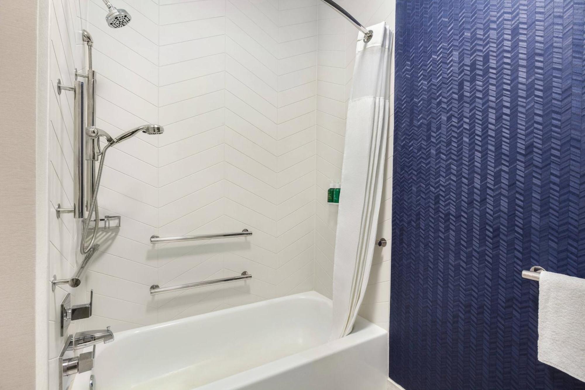Fairfield Inn Vacaville Bagian luar foto
