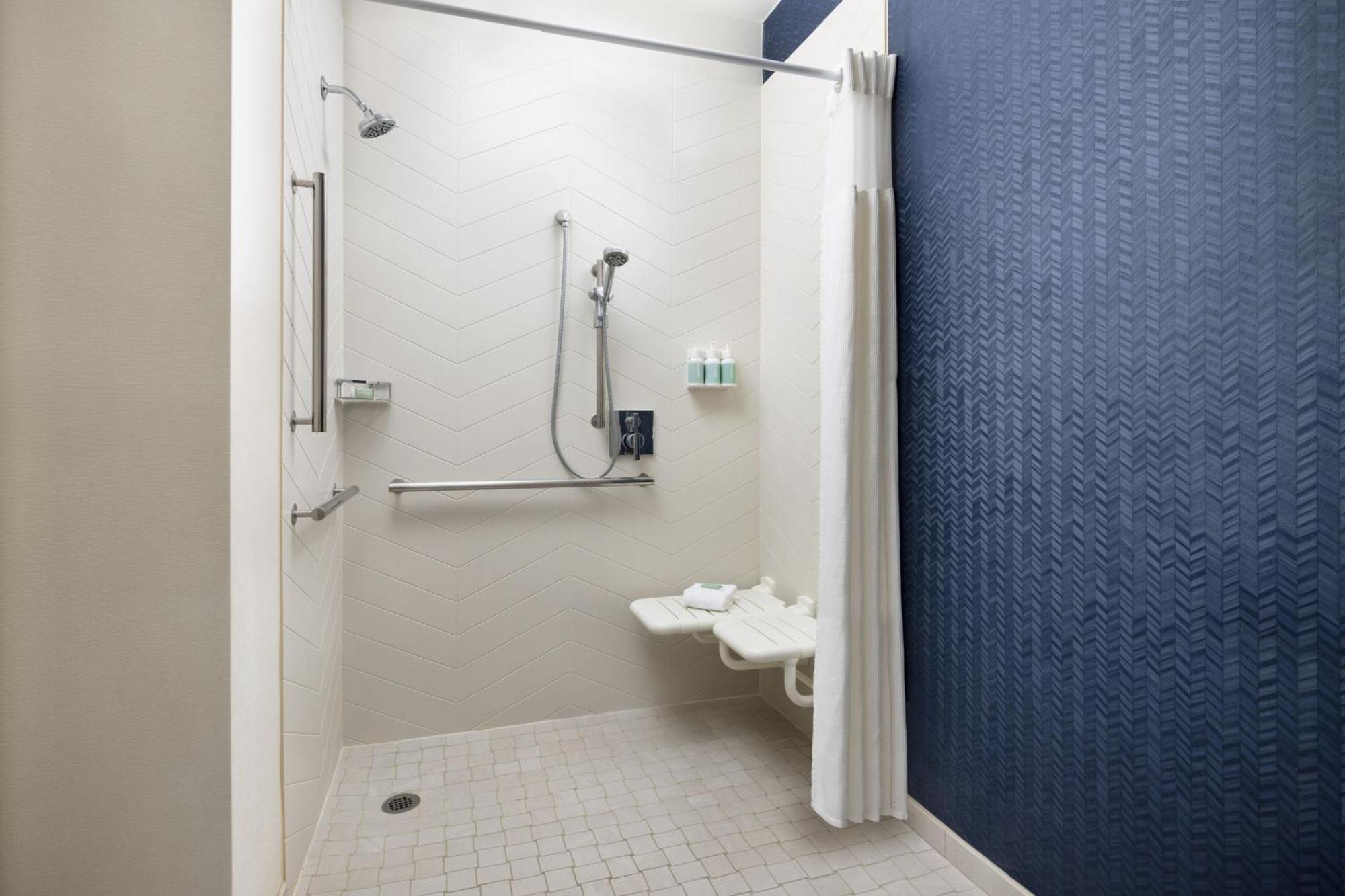 Fairfield Inn Vacaville Bagian luar foto